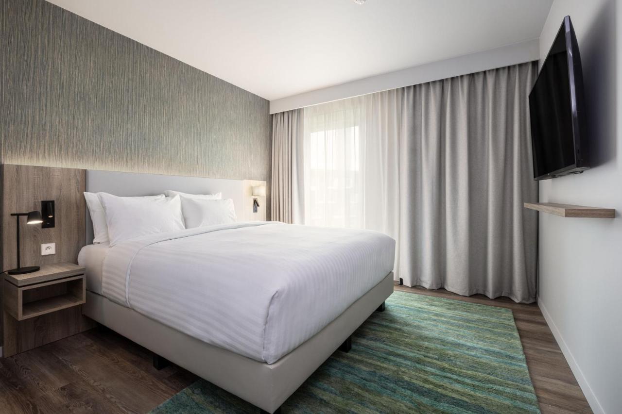 Residence Inn By Marriott Paris Charles De Gaulle Central Airport Роаси ан Франс Екстериор снимка