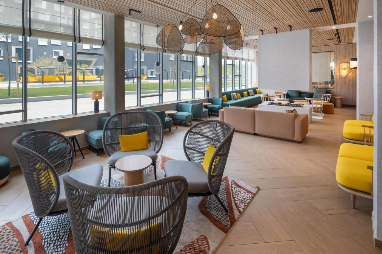 Residence Inn By Marriott Paris Charles De Gaulle Central Airport Роаси ан Франс Екстериор снимка